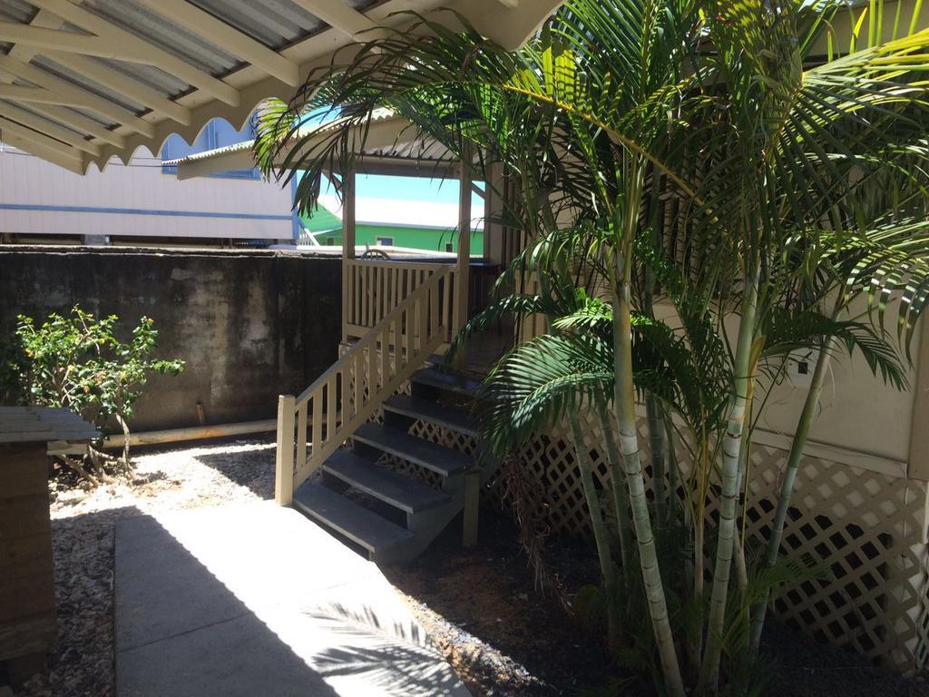 Cooper'S Inn Utila Exterior foto